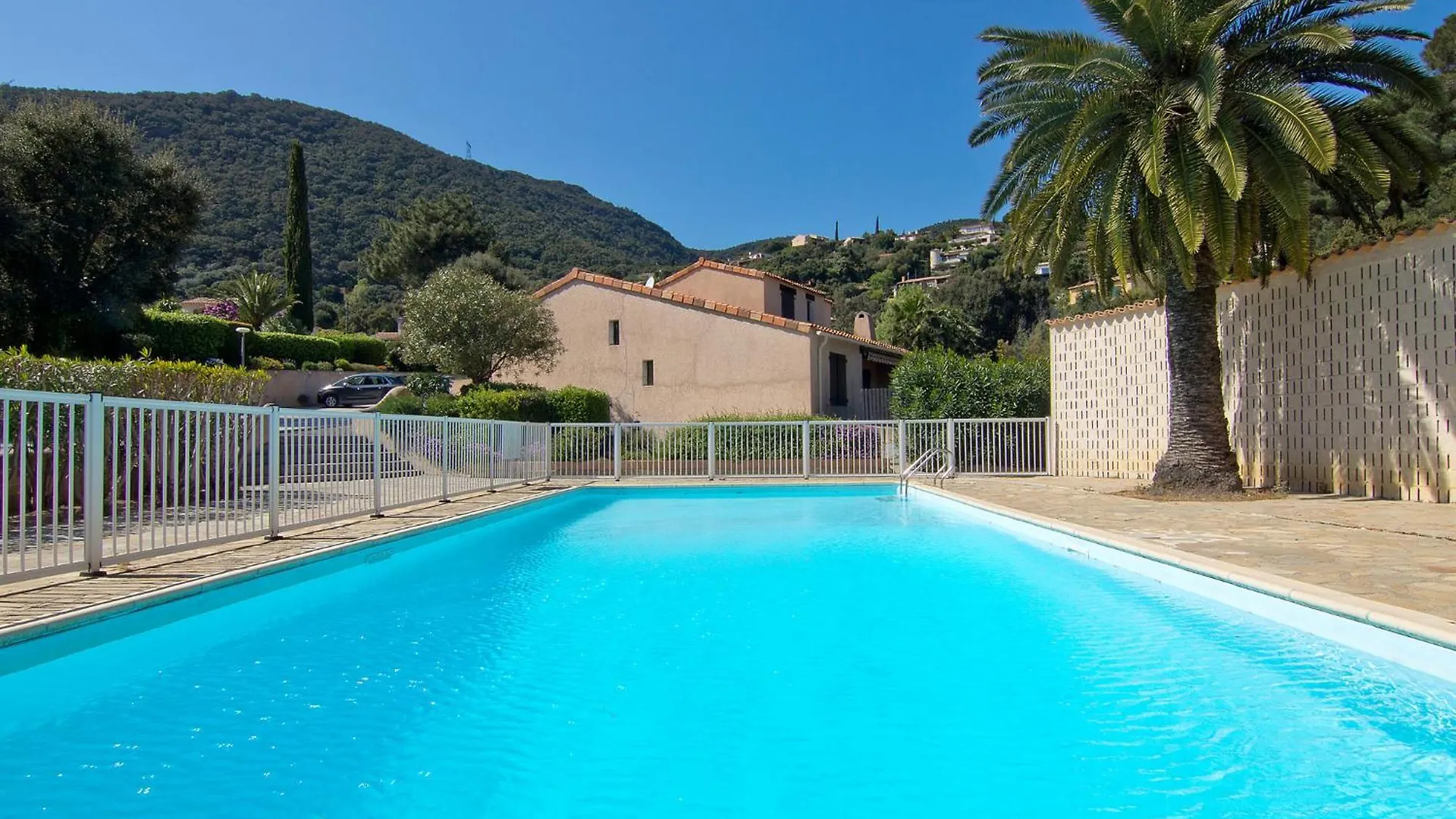 Holiday Home Le Clos Du Rigaud-3 By Interhome Cavalaire-sur-Mer